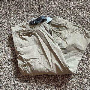 Mountain hardwear active capris